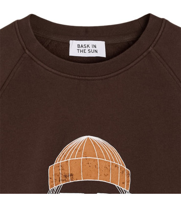 BASK IN THE SUN SMOKING PIPE SWEAT CHOCOLATE